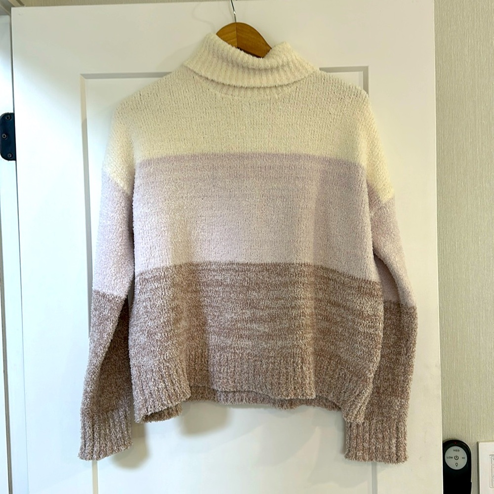 Thread & Supply cozy color block sweater. Worn once